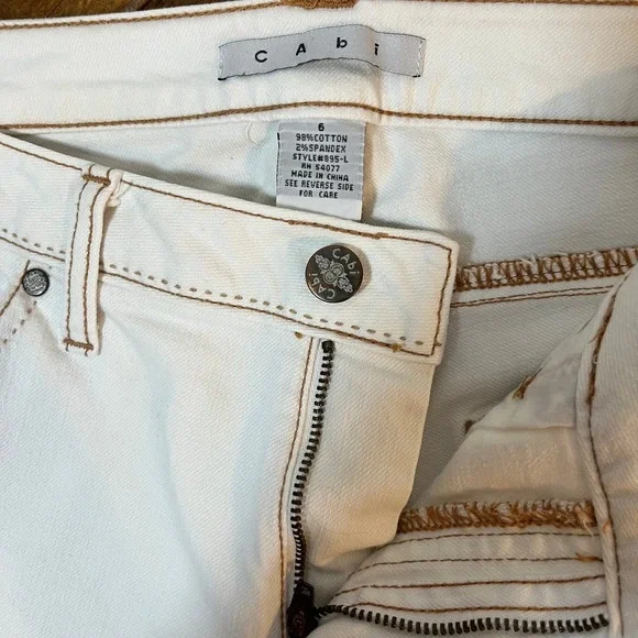 Cabi White Bootcut Jeans Size 6 Short Contrast Stitch Denim Raw Hem Western Boho - Picture 3 of 8